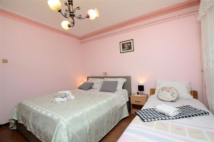 Apartment A3, for 6 persons