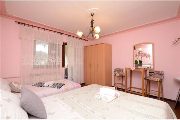 Apartment A3, for 6 persons
