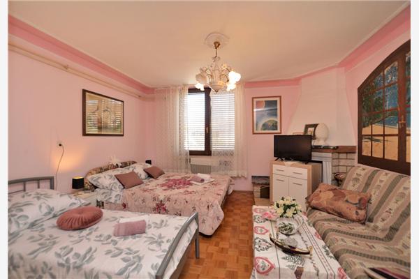Apartment A3, for 6 persons