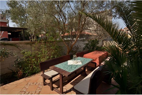 Apartment A2, for 5 persons