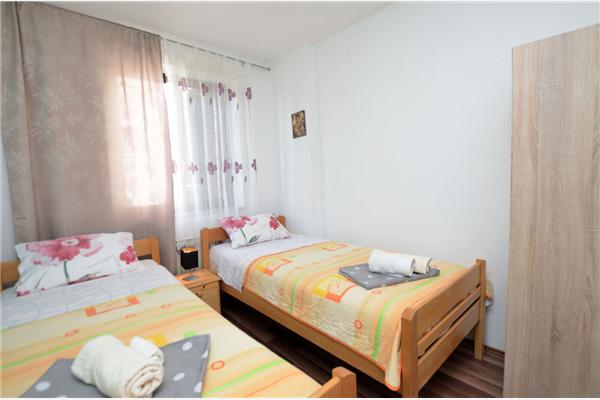 Apartment A2, for 5 persons