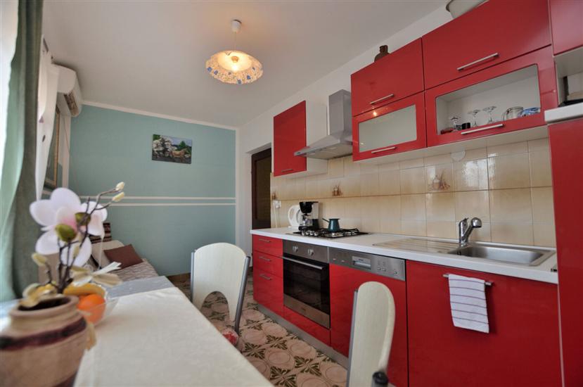 Apartment A2, for 5 persons