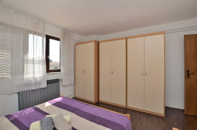 Apartment A1, for 5 persons