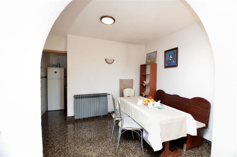 Apartment A1, for 5 persons
