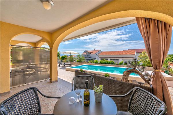 Apartment A1, for 3 persons