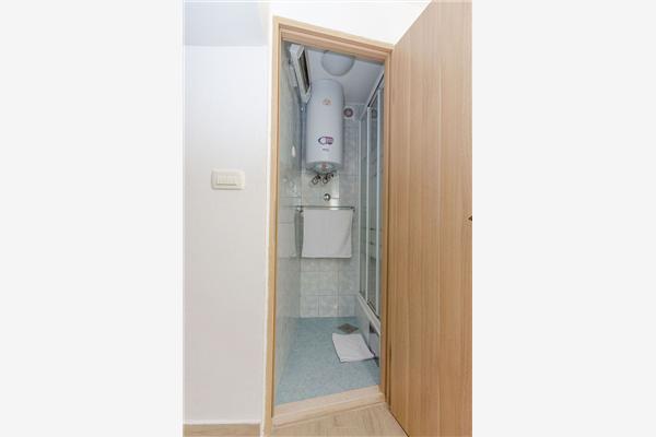 Apartment A1, for 3 persons