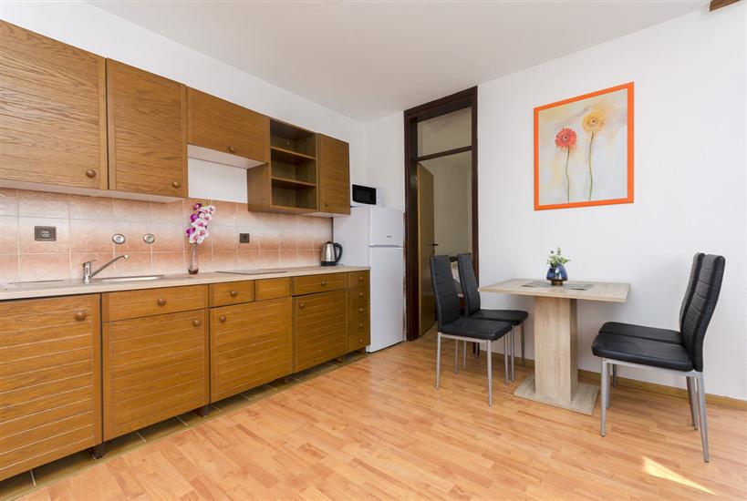 Apartman A2, na 4 osebe
