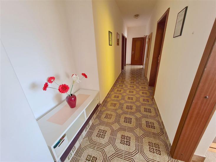 Apartment A1, for 6 persons