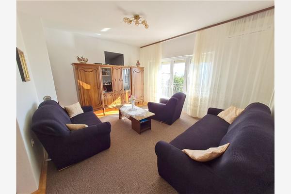 Apartment A1, for 6 persons