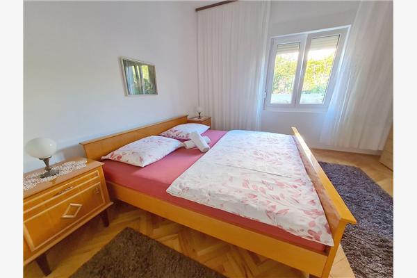 Apartment A1, for 6 persons