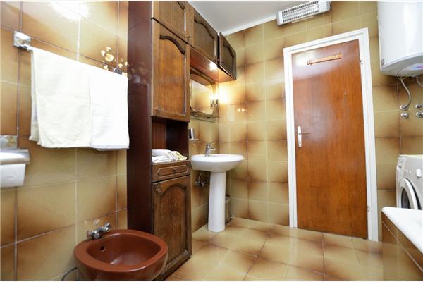 Apartment A3, for 5 persons