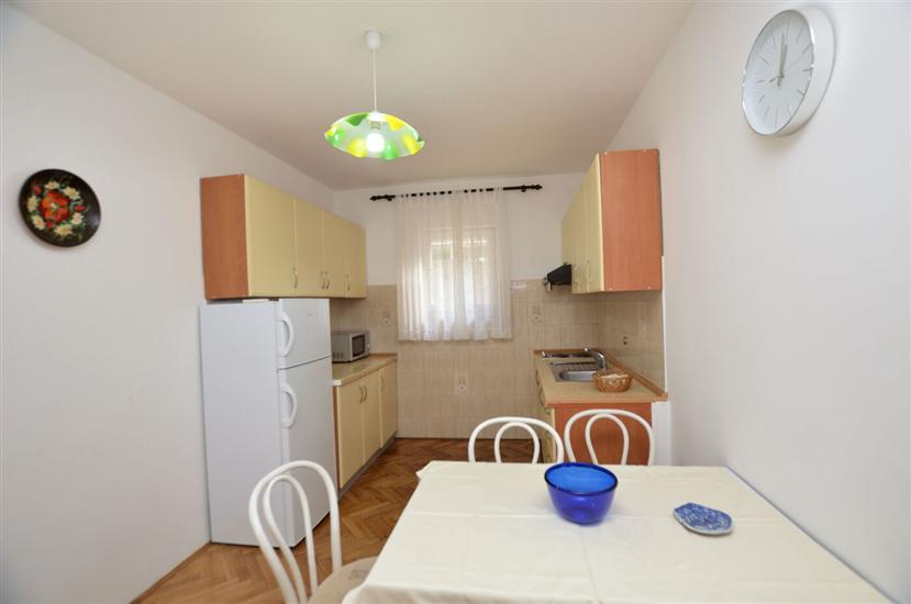 Apartment A3, for 5 persons