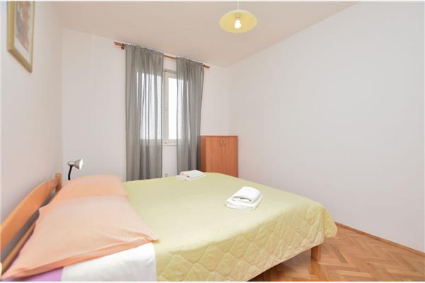 Apartment A1, for 5 persons
