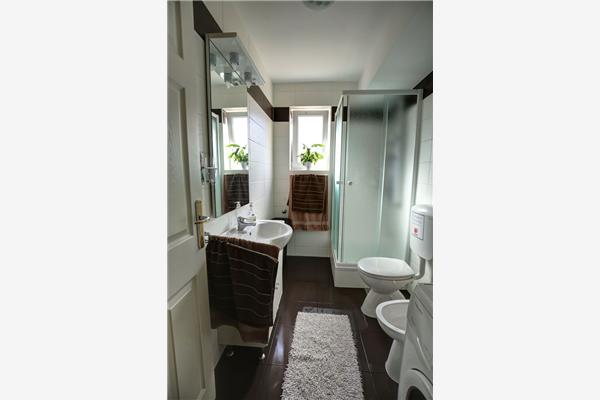 Apartment A1, for 6 persons