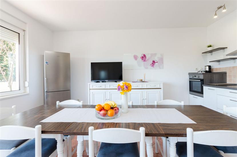 Apartment A1, for 9 persons