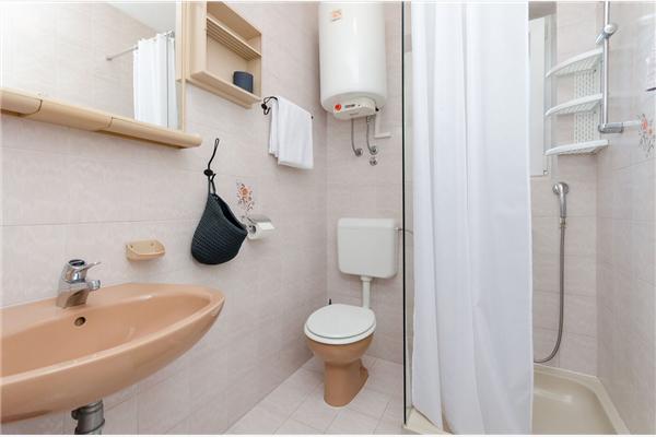 Apartment A1, for 9 persons