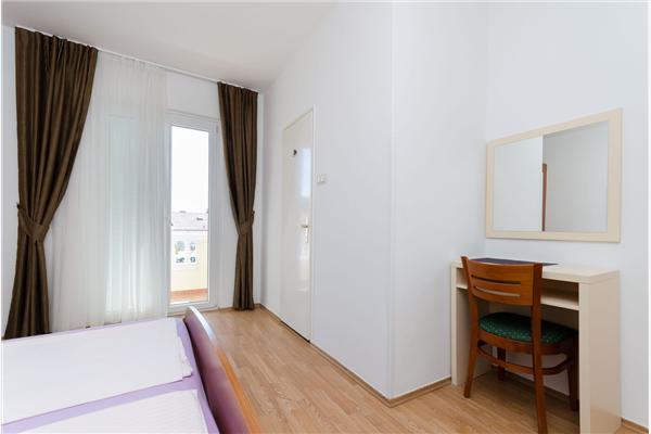 Apartment A1, for 9 persons
