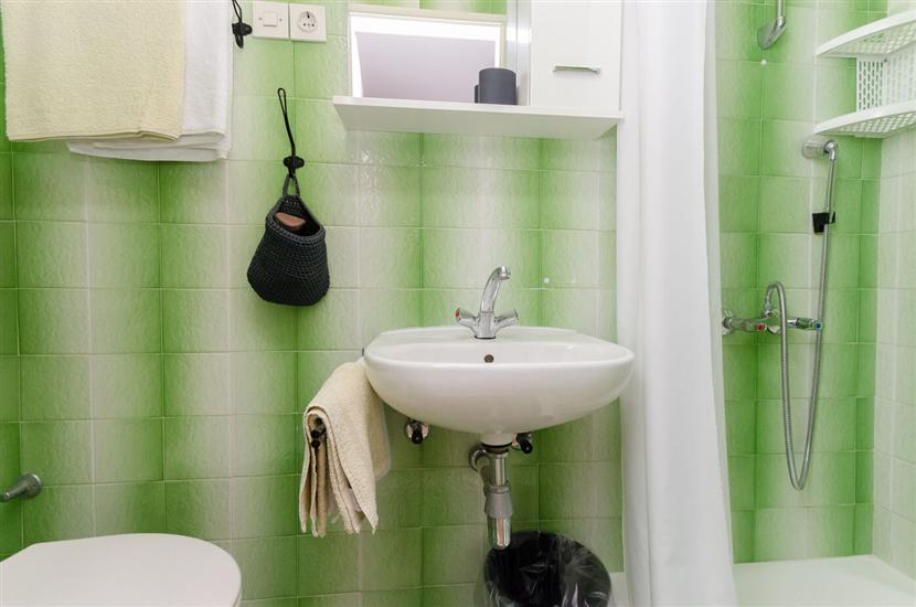 Apartment A1, for 9 persons