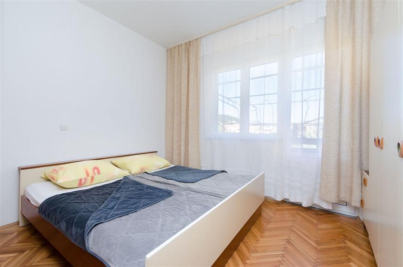 Apartment A1, for 7 persons