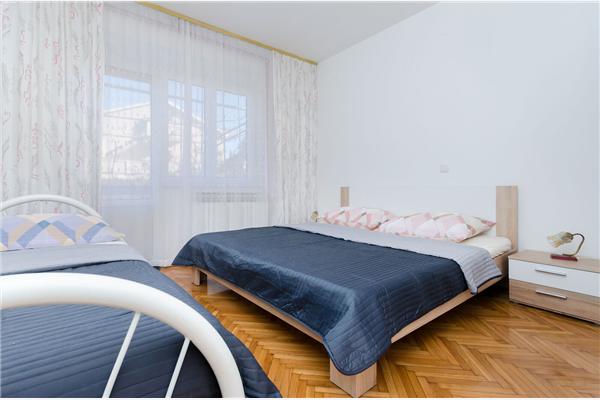 Apartment A1, for 7 persons