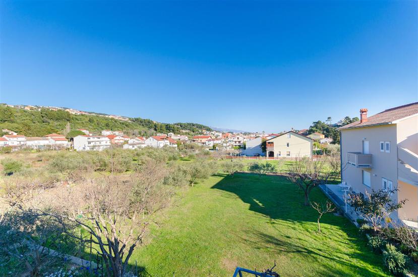 Apartment A2, for 8 persons