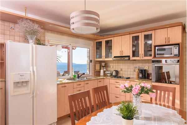 Apartment A1, for 6 persons