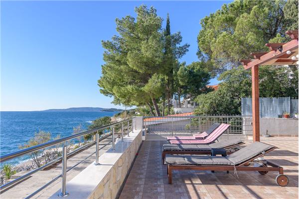 Apartment A1, for 6 persons