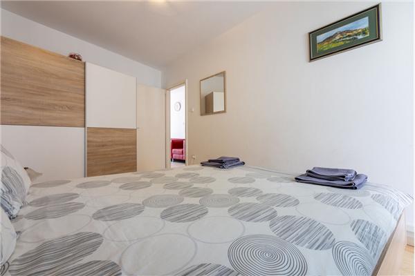 Apartment A1, for 5 persons