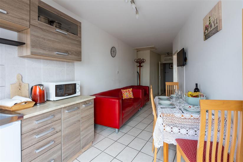 Apartment A1, for 5 persons