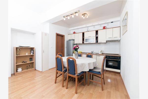 Appartement A1, pour 6 personnes