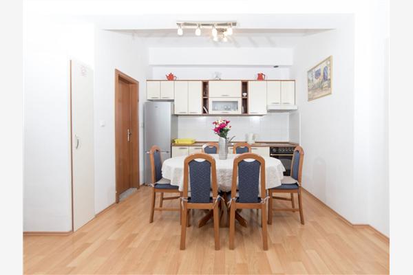 Appartement A1, pour 6 personnes