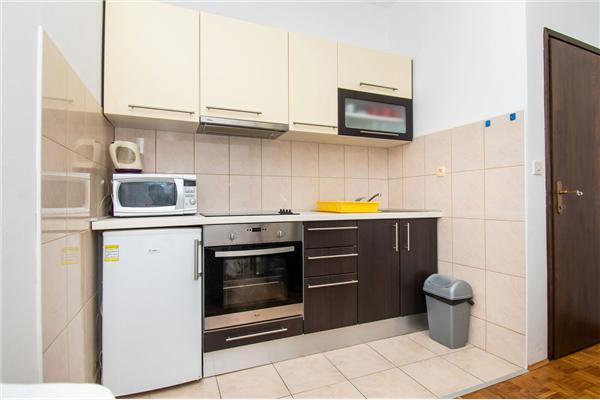 Apartment A1, for 5 persons