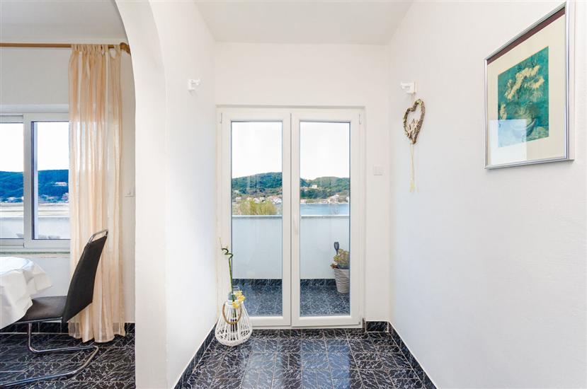 Apartment A1, for 5 persons