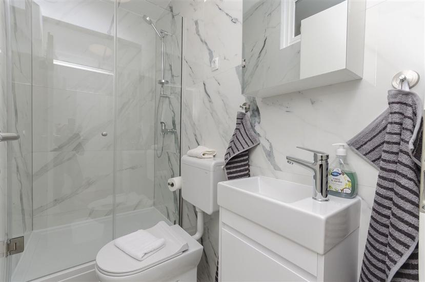 Apartment A1, for 6 persons