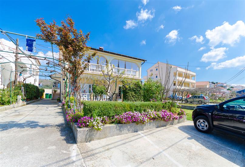 Apartments Mijatović