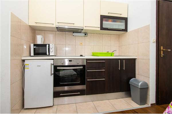 Apartment A2, for 5 persons