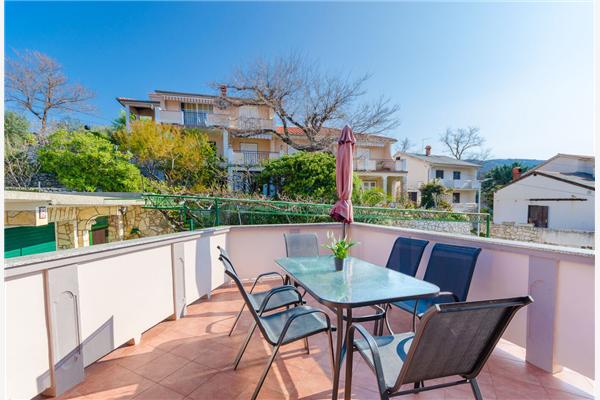 Apartment A1, for 7 persons