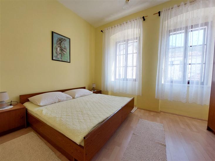 Room S3, for 2 persons