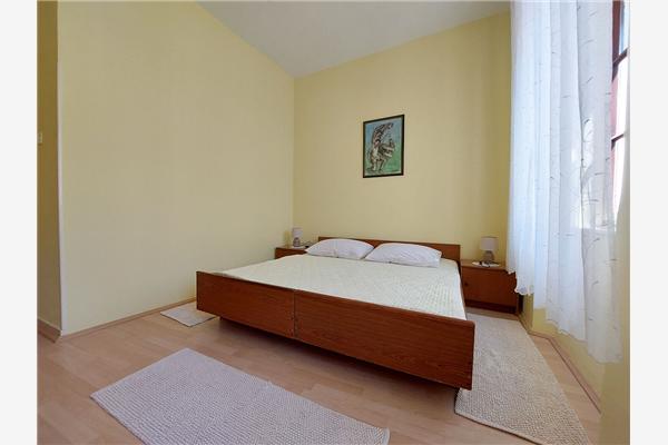 Room S3, for 2 persons