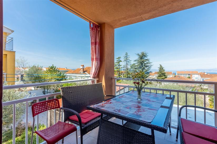 Apartment A1, for 5 persons