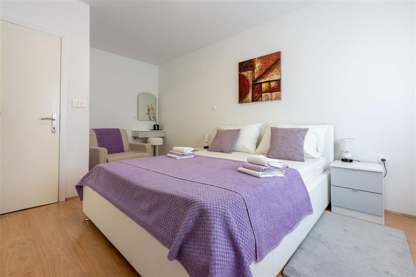 Apartment A1, for 6 persons