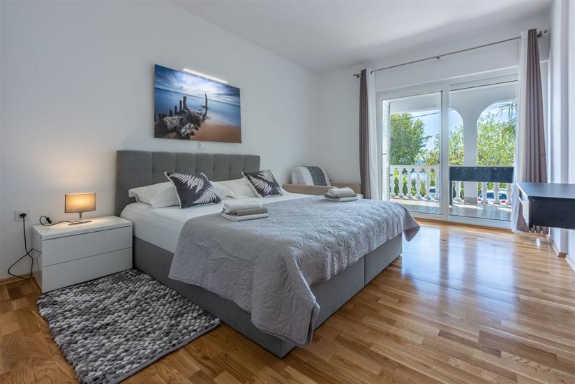 Apartment A1, for 6 persons