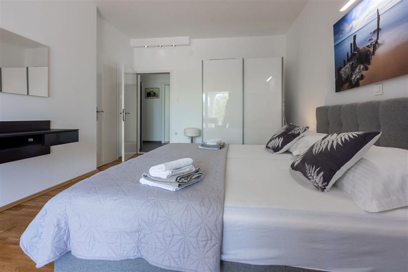 Apartment A1, for 6 persons