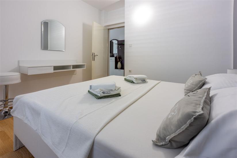 Apartment A1, for 6 persons