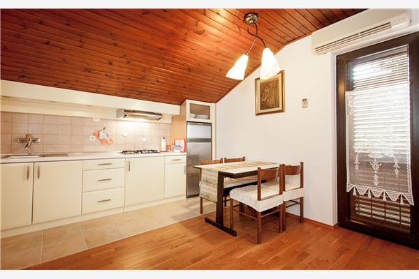 Apartment A1, for 4 persons