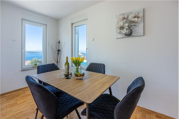 Apartment A1, for 4 persons