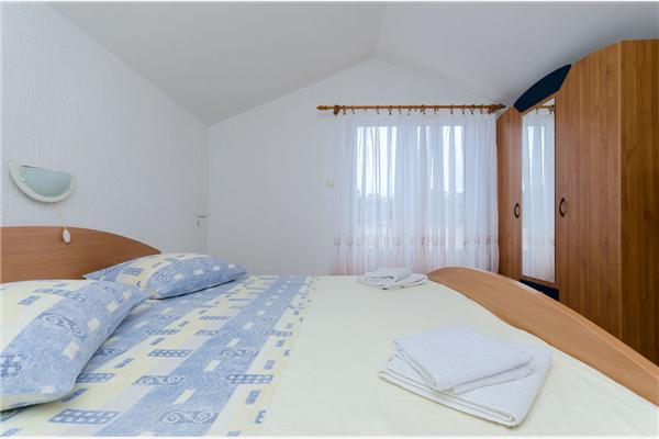 Apartment A1, for 6 persons