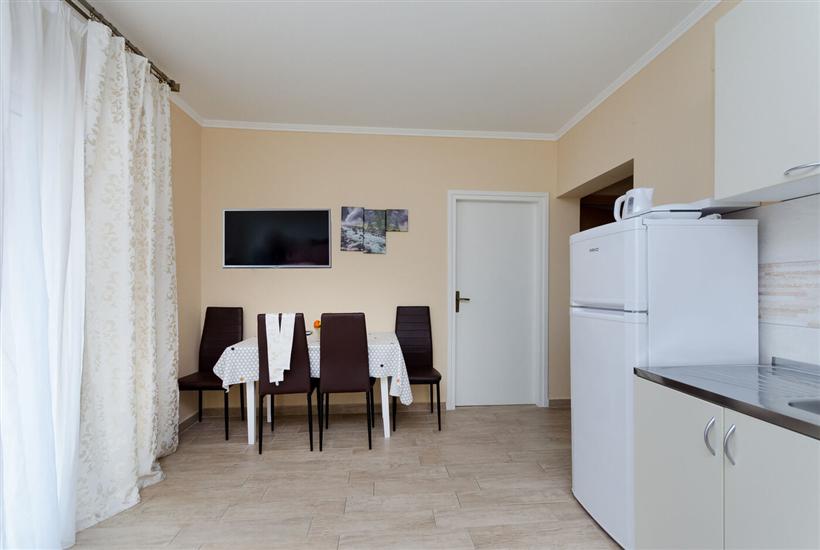 Apartment A2, for 4 persons