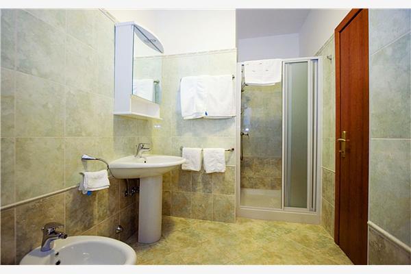 Apartment A2, for 8 persons