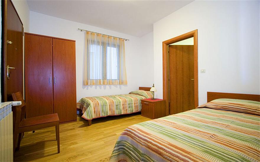 Apartment A2, for 8 persons